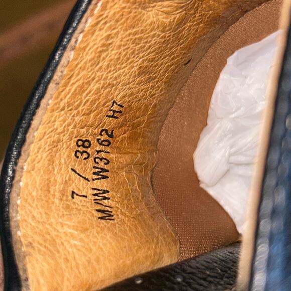 Born black leather slip-on clogs mules size 7 slip on - Picture 7 of 8